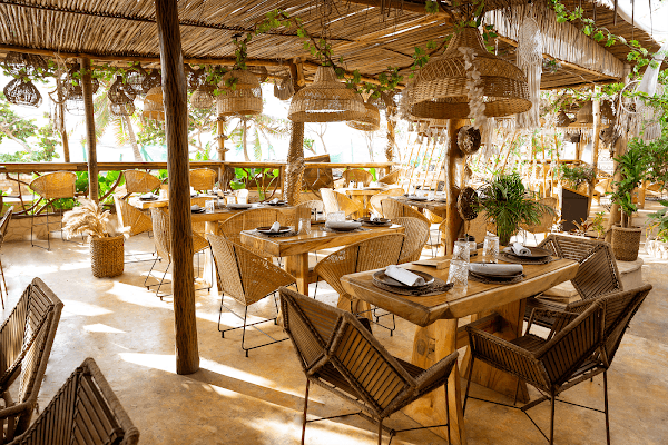 MORENA LOUNGE BEACH/ SUNSET/ BY THE SEA/ LIVE MUSIC