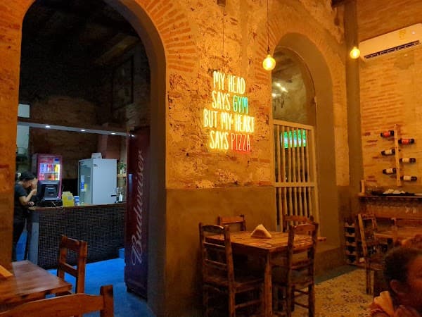Luna Pizzeria