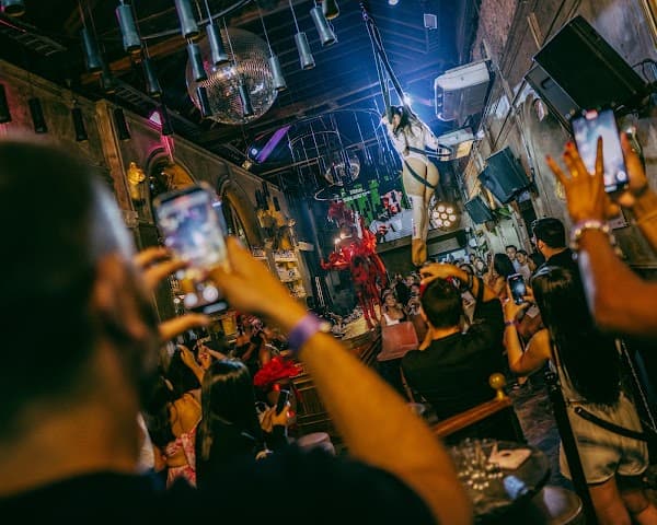 La Movida Bottle Service 4