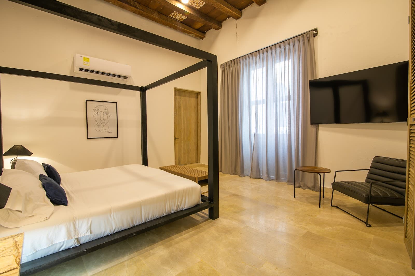 Casa Aduana 4