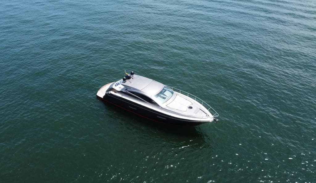Pershing 56 White 5