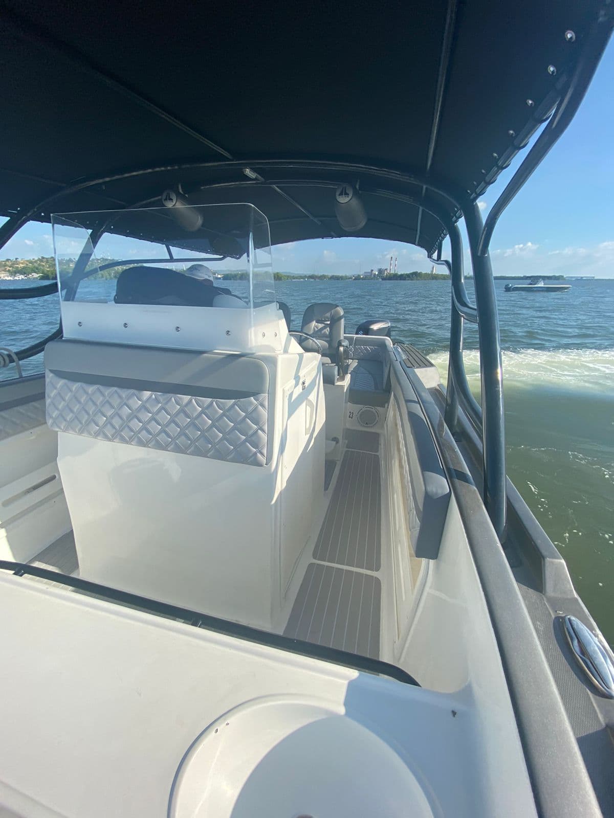 40 Speedboat 4