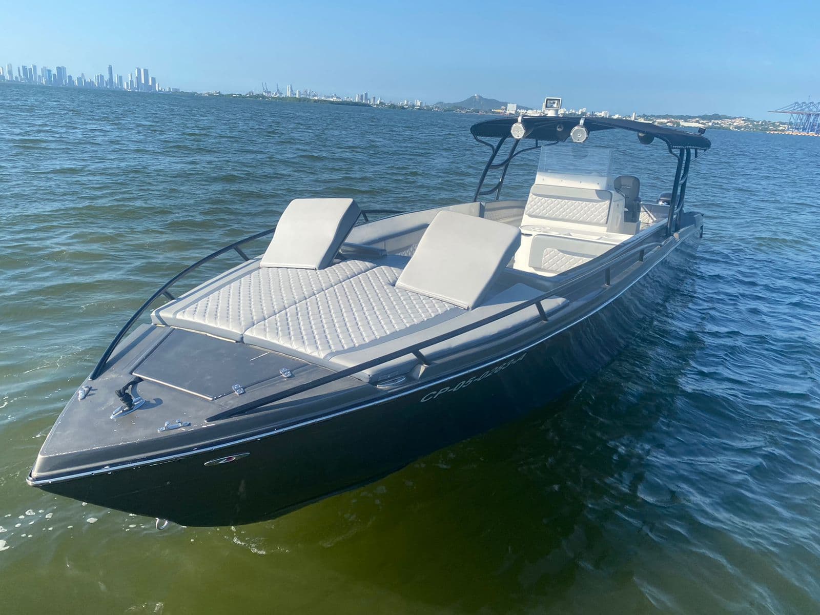 40 Speedboat 5